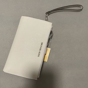 Michael Kors Gray wristlet wallet.